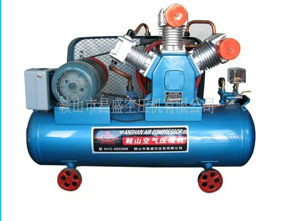 ☆低噪音空氣壓縮機(jī)☆讓您更加安靜的工作。