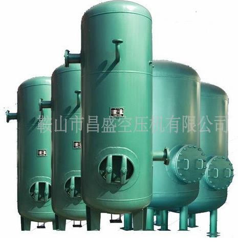 【立式儲氣罐】穩(wěn)穩(wěn)站立，蓄勢以待